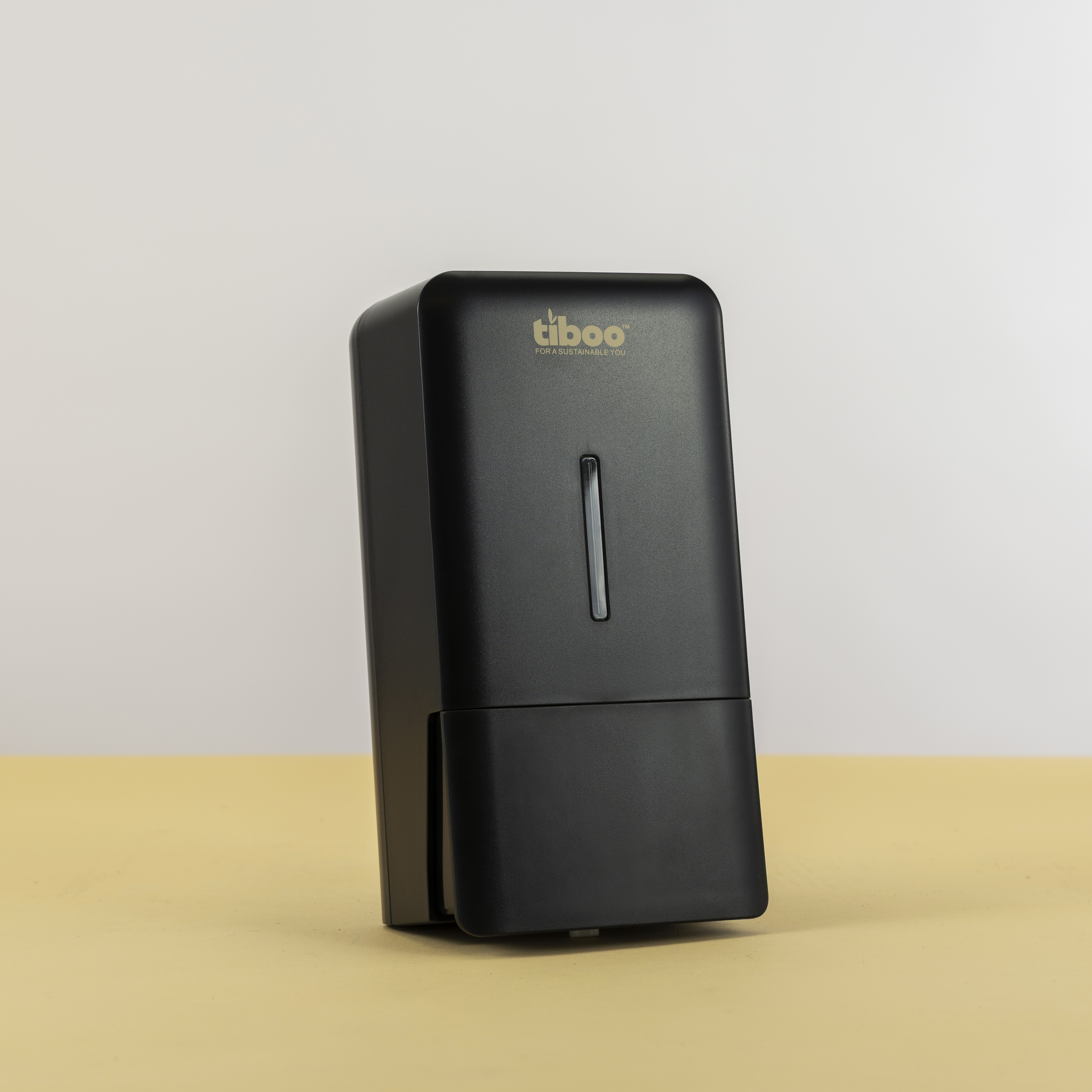 SOAP-DISPENSER-BLACK-PRODUCT-1
